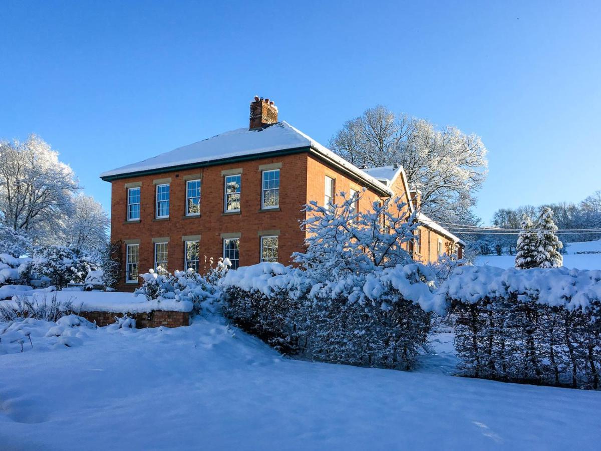 Bed and Breakfast Eithinog Hall à Welshpool Extérieur photo