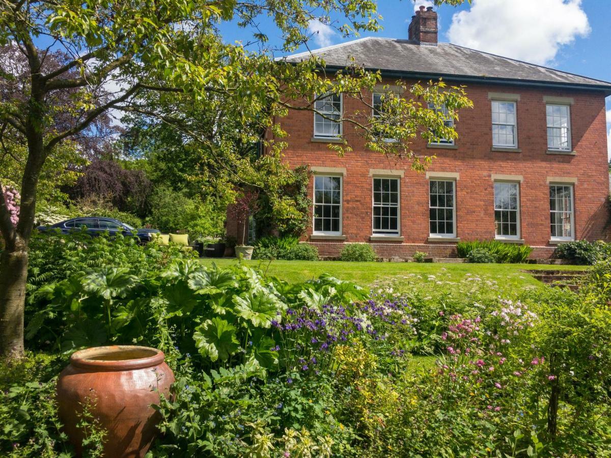 Bed and Breakfast Eithinog Hall à Welshpool Extérieur photo